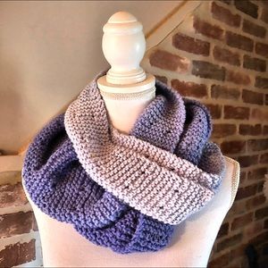 Handmade infinity scarf,Lilac scarf,🆕😍